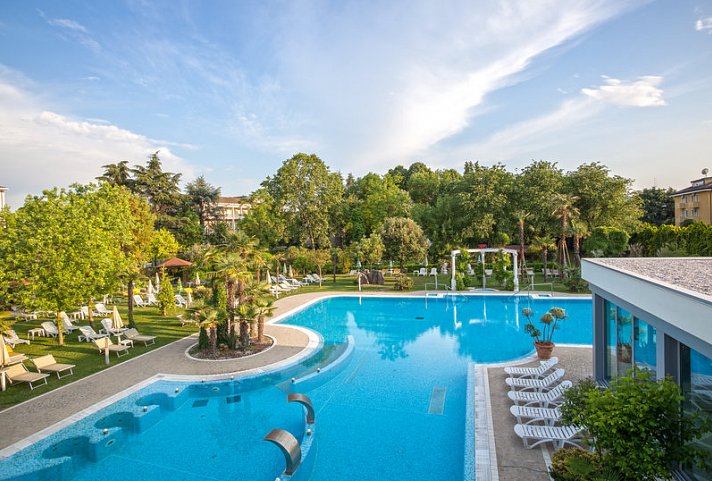 Hotel Harrys' Garden