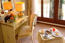 Hotel Canal