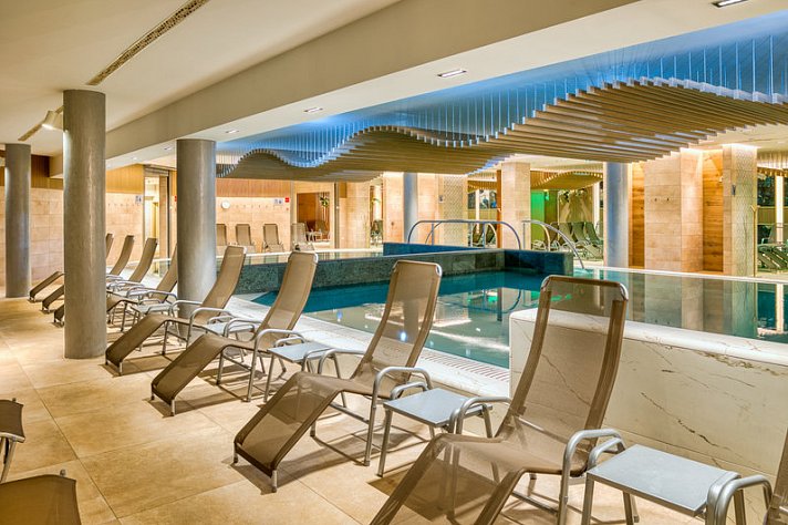 Ensana Thermal Aqua Health Spa Hotel