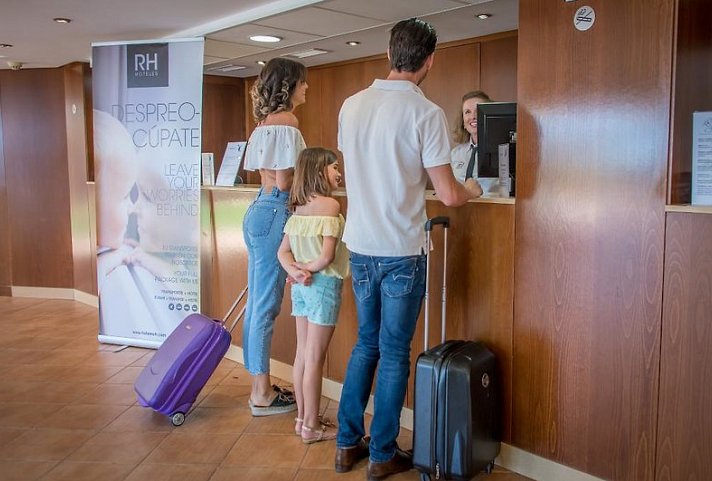 RH Casablanca Suites