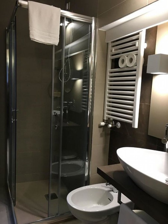 Alessi Hotel