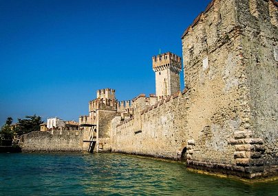 Riel Sirmione