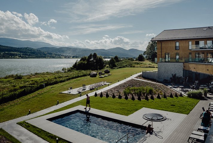 Lake Hill Resort & Spa