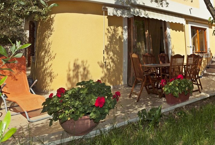 Villa Zub'i'