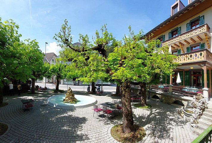 FLÜHLI Hotel Kurhaus