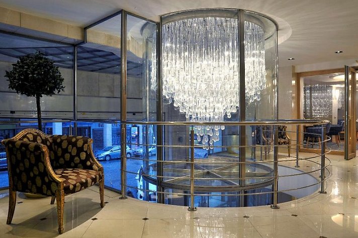 Meliá Athens