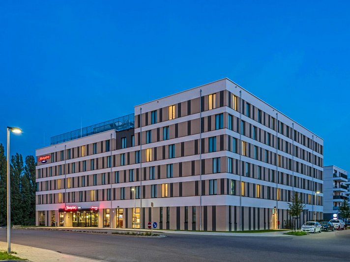 Hampton by Hilton Freiburg