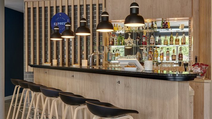 Holiday Inn Express Köln-Mülheim