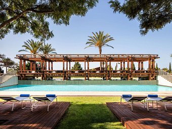 Victoria Golf Resort & Spa