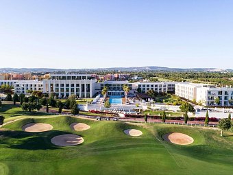 Victoria Golf Resort & Spa