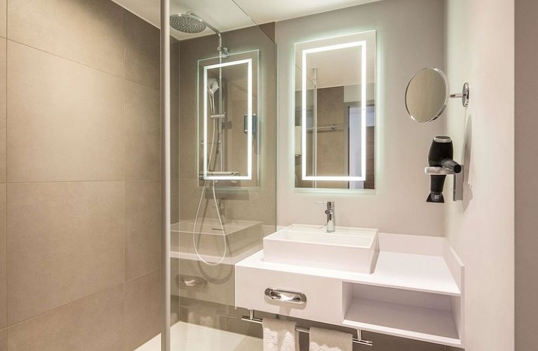 Novotel Hamburg City Alster Hotel