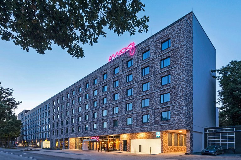 Moxy Hamburg City