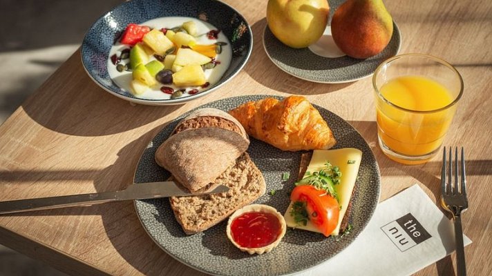 Holiday Inn - the niu, Yen Hamburg City