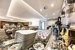 Best Western Plus Royal Suites