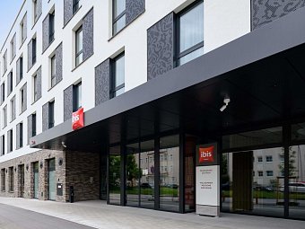 ibis Regensburg Center