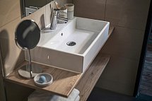 Holiday Inn - the niu, Brass Munich Olympiapark - Beispiel Bad
