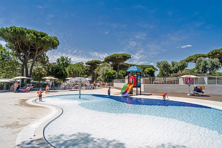 Marina Family Resort