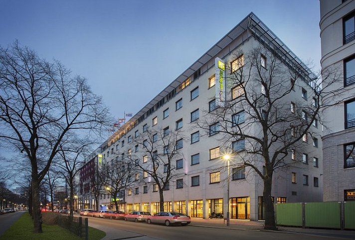 Holiday Inn Express Berlin City Centre by IHG