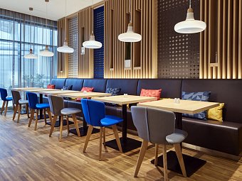 Holiday Inn Express Berlin - Alexanderplatz by IHG
