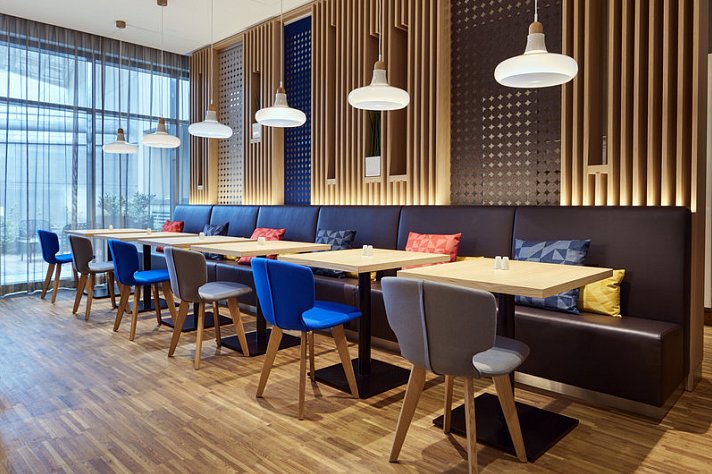 Holiday Inn Express Berlin - Alexanderplatz by IHG