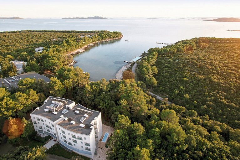 Crvena Luka Resort