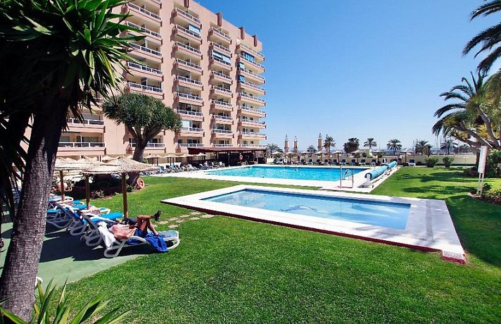 Hotel Apartamentos Pyr Fuengirola
