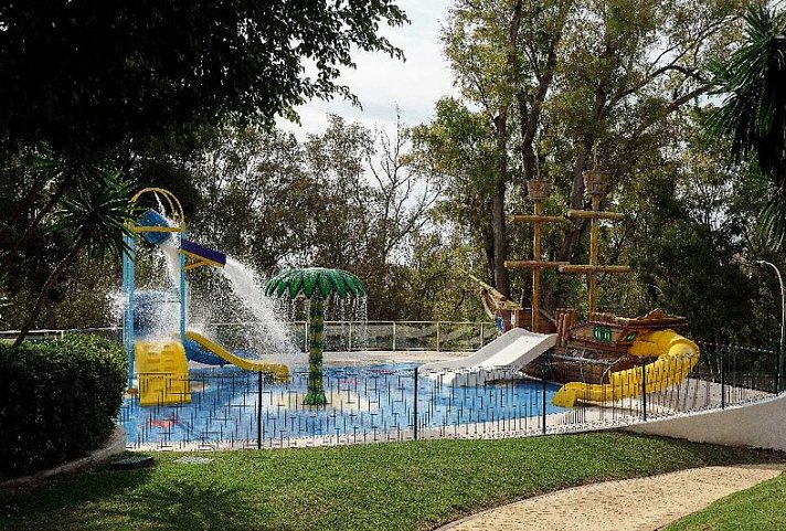 AluaSun Costa Park