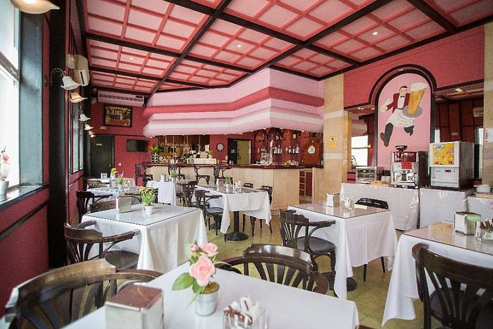 Ona Marbella Inn