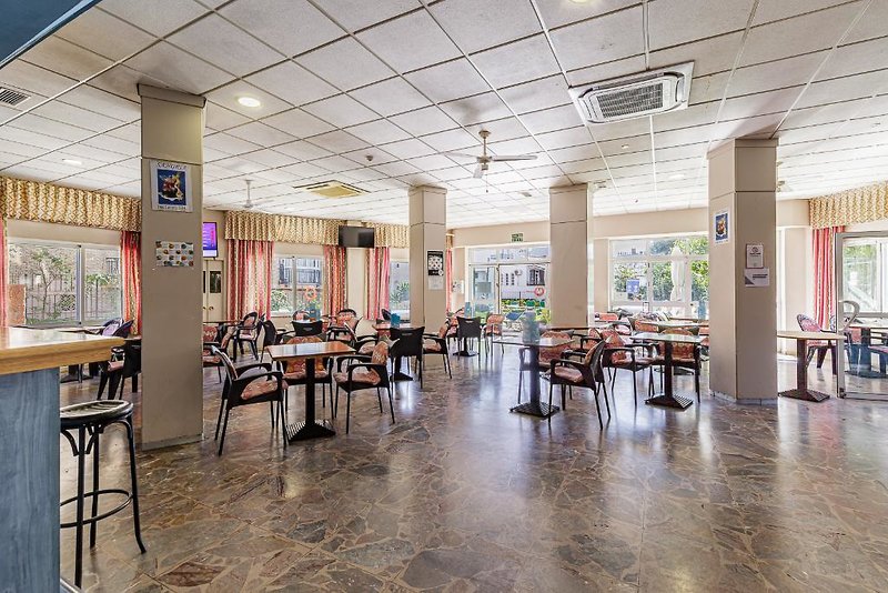 Apartamentos Doramar