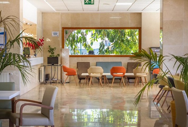 Apartamentos La Era Park