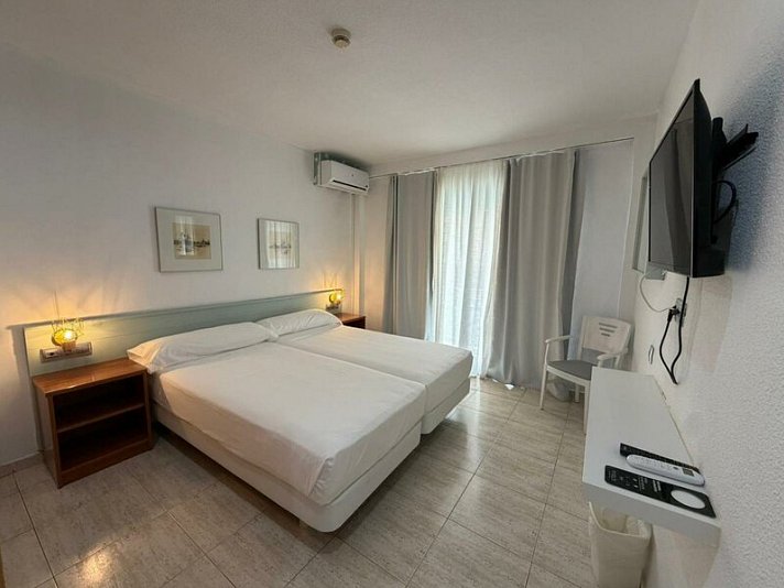 Fleming Center by Punta 25 Hotels Group
