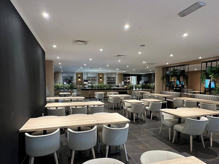 Xo Hotels Blue Square