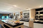 Xo Hotels Blue Square