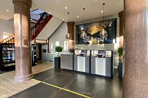 XO Hotels Infinity