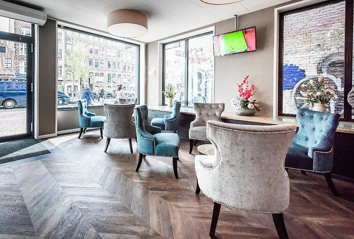 Melrose Hotel