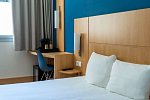 ibis Barcelona Pza Glories 22