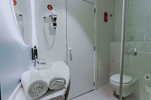 ibis Barcelona Pza Glories 22