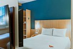 ibis Barcelona Pza Glories 22