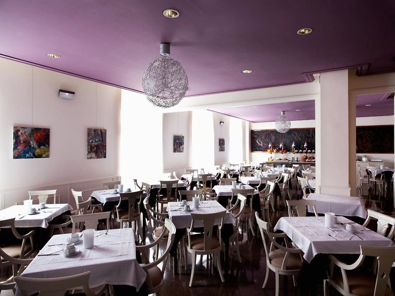 Gaudi Hotel