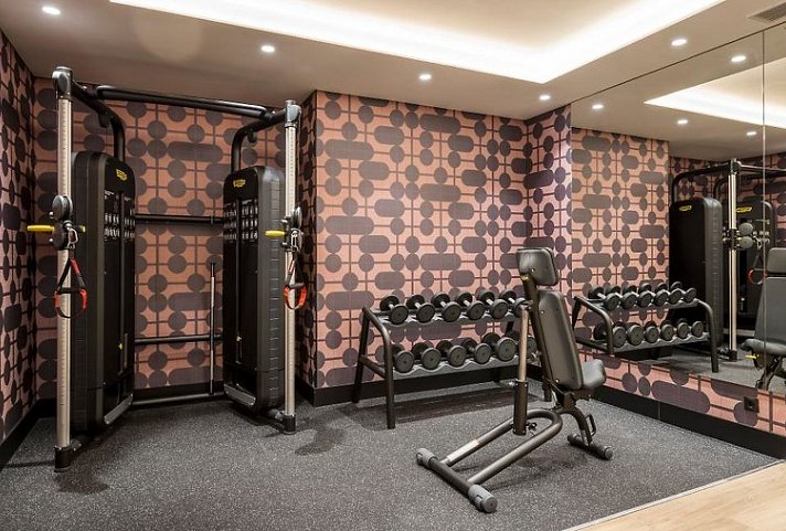 Hotel ILUNION Les Corts Spa