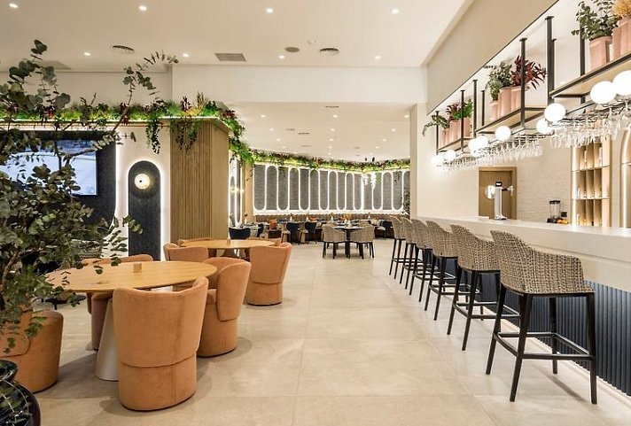 Hotel ILUNION Les Corts Spa