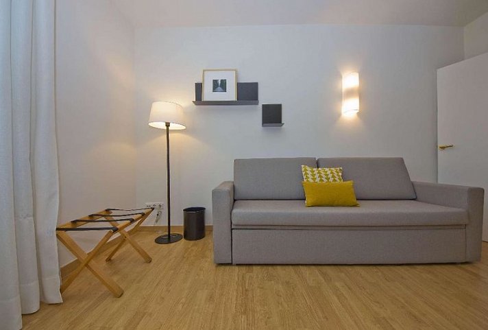 Aparthotel Atenea Vallès
