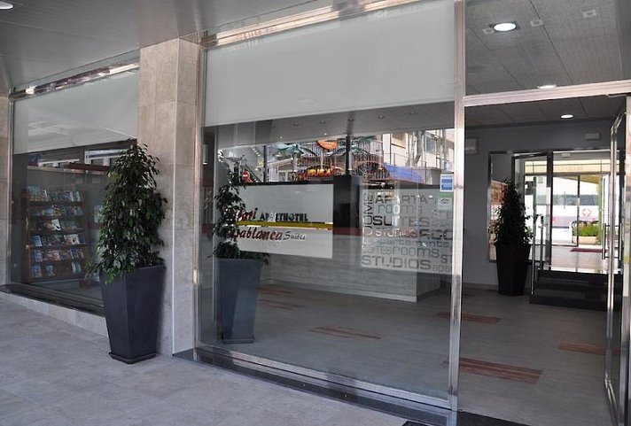 Casablanca Suites