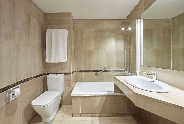 Barcelona Century Hotel