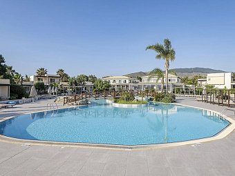 Natura Park Village