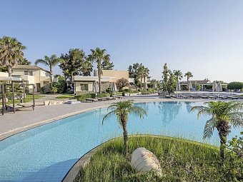 Natura Park Village