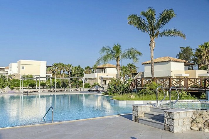 Natura Park Village