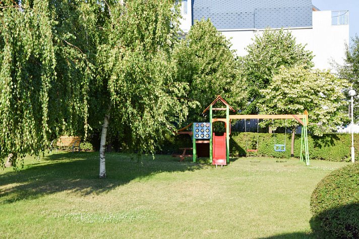 Sineva Park