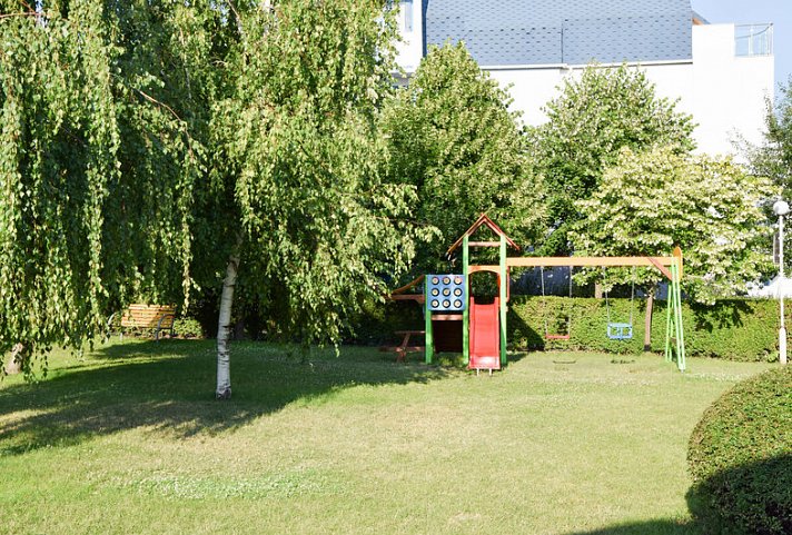 Sineva Park