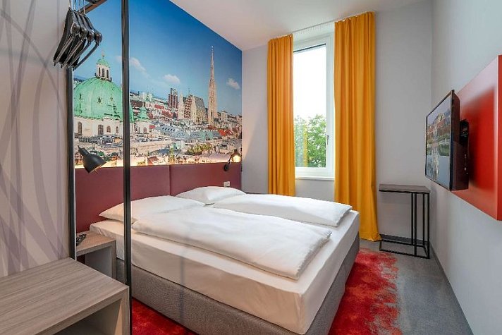 Campanile Vienna South